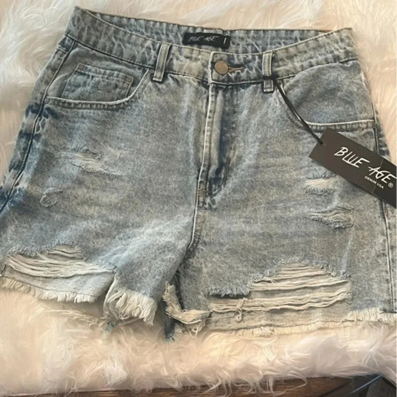 Blue Age Denim Shorts‎ - Picture 3 of 6